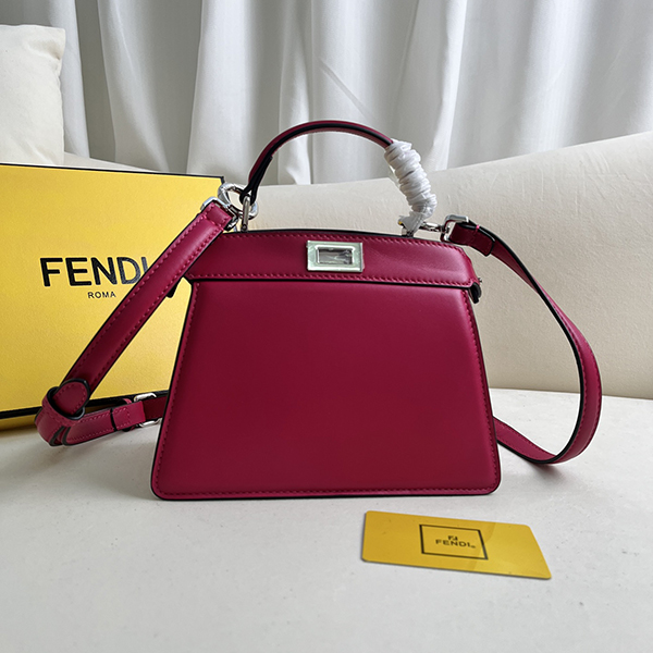 FENDI  Iconic Peekaboo ISeeU