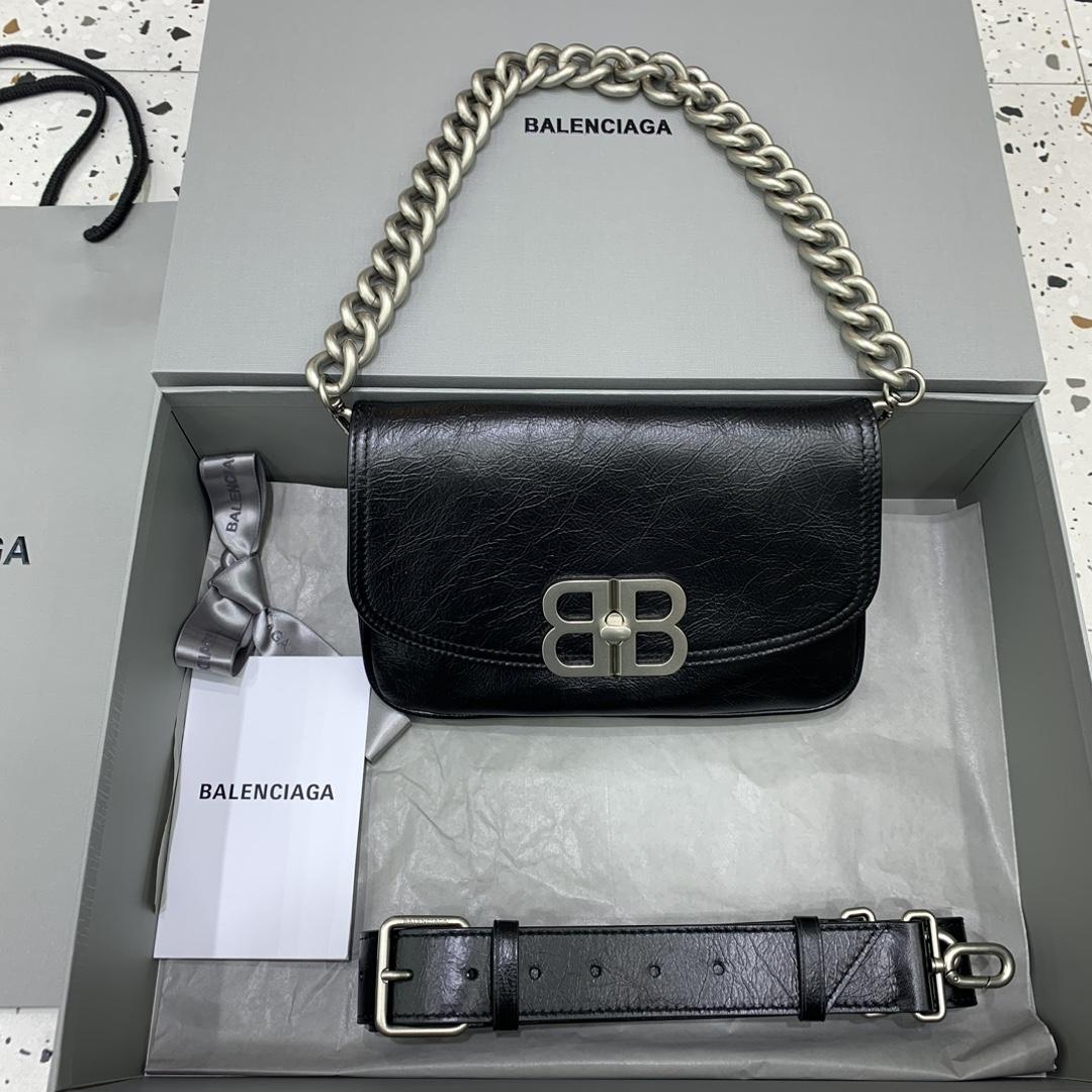 balenciaga  266050Z5N02100158552015