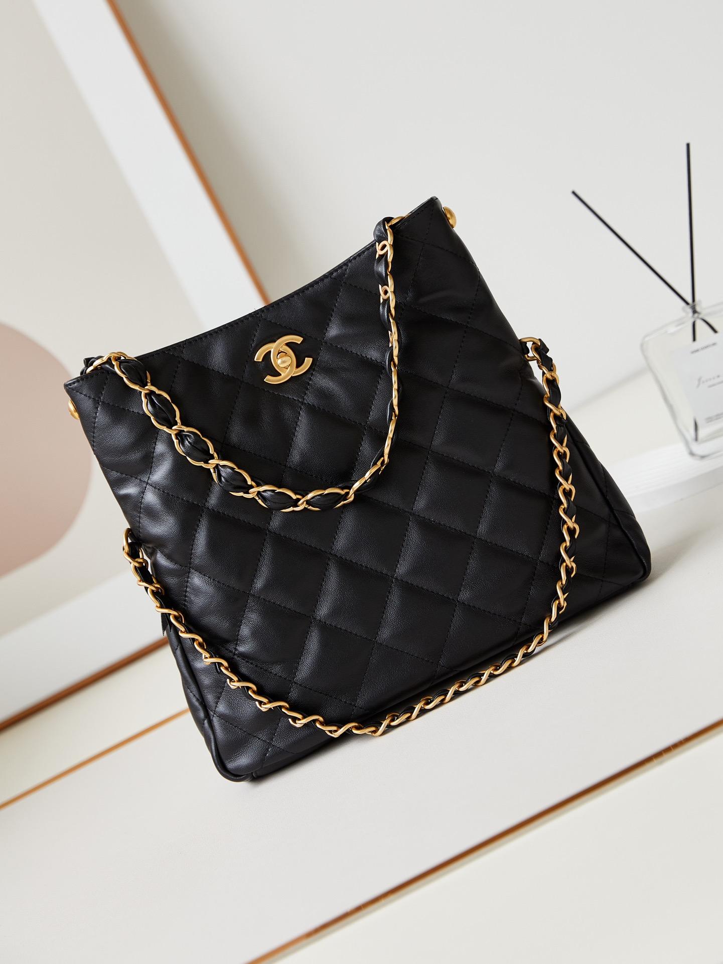 CHANEL  260472Z5N02111214202468