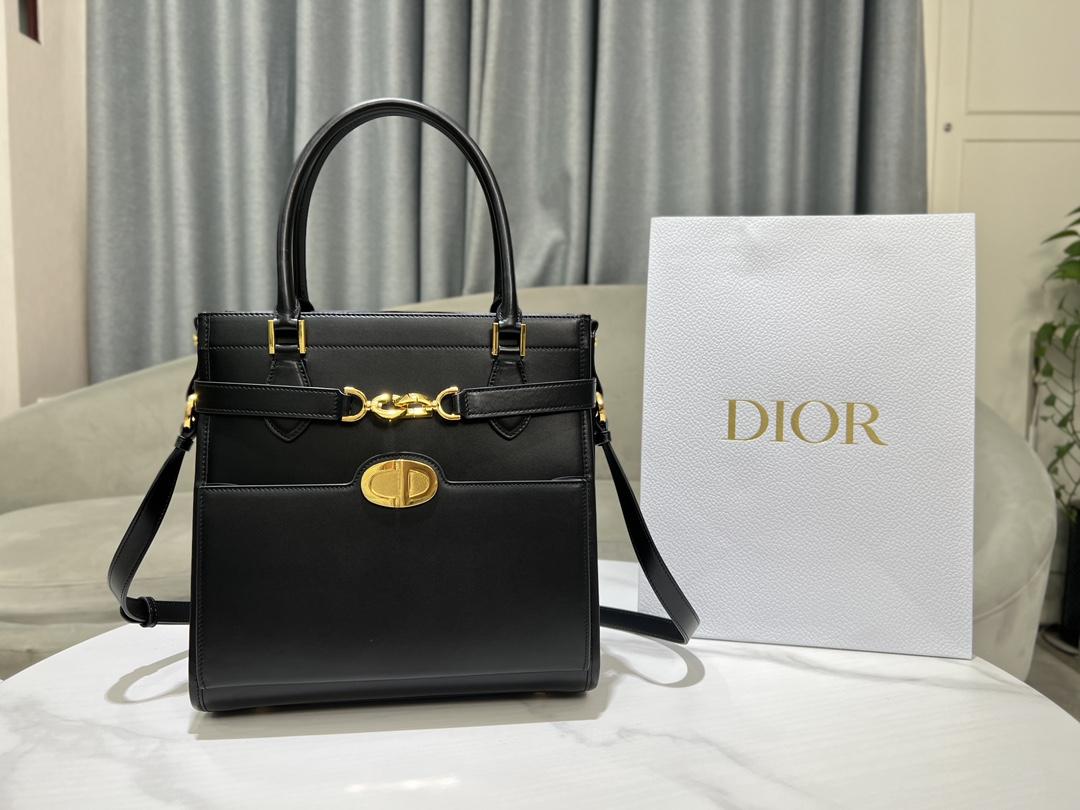 DIOR  215296Z5N02111707441363