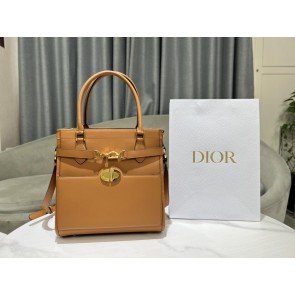 DIOR  215295Z5N02111707461364