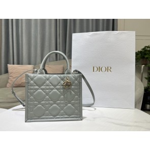 DIOR  215293Z5N02111707511366