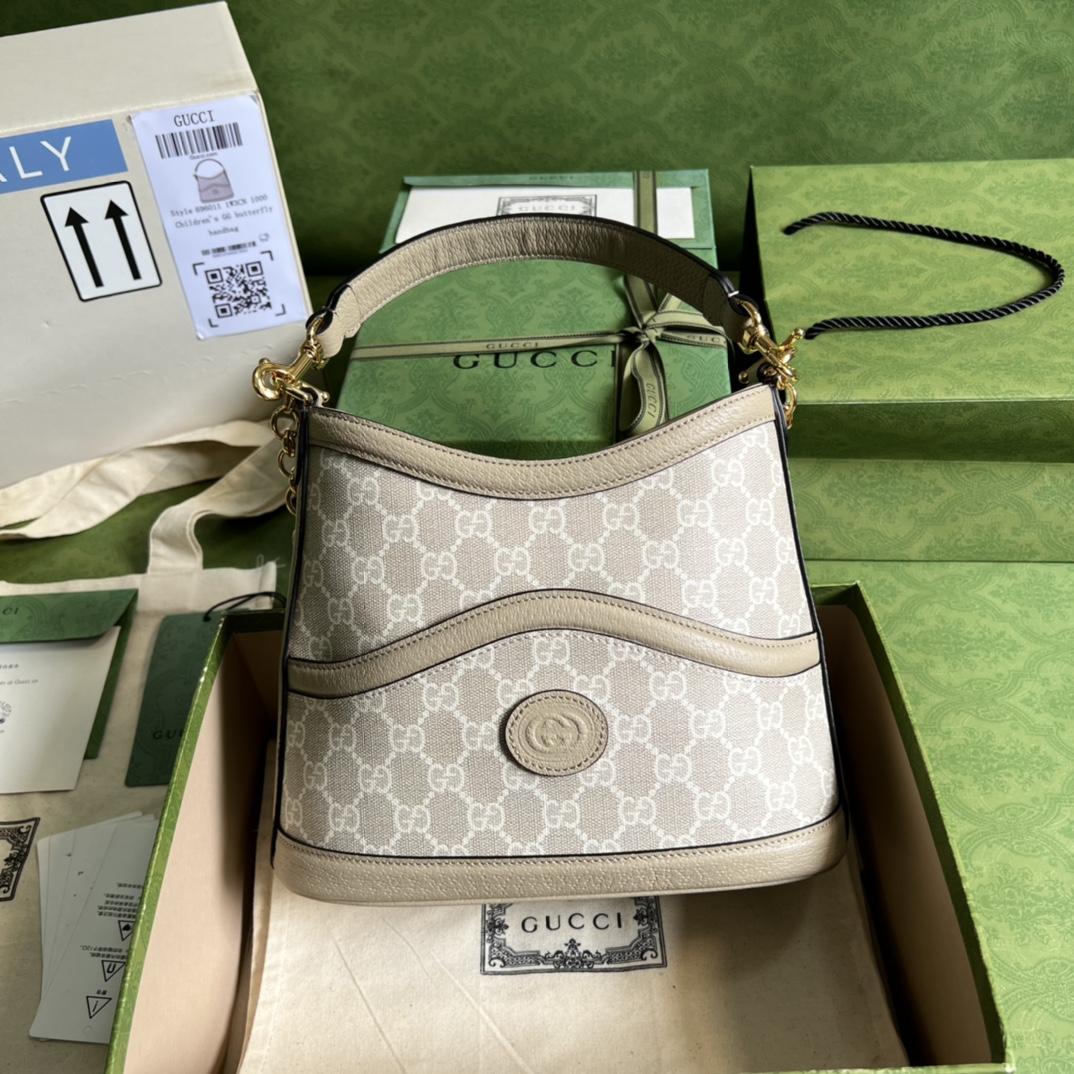 GUCCI  244007Z5N02111805021174