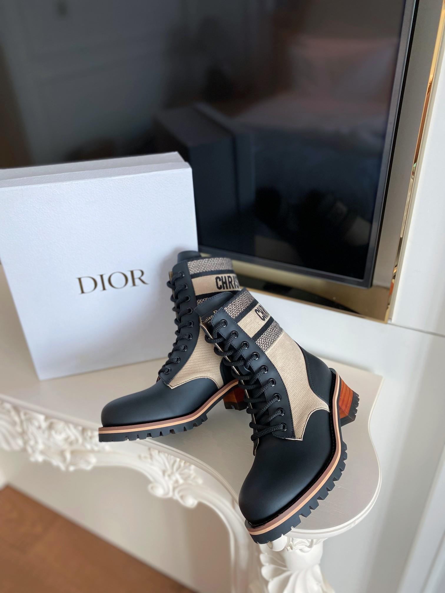 DIOR  239239Z5N0217013753289