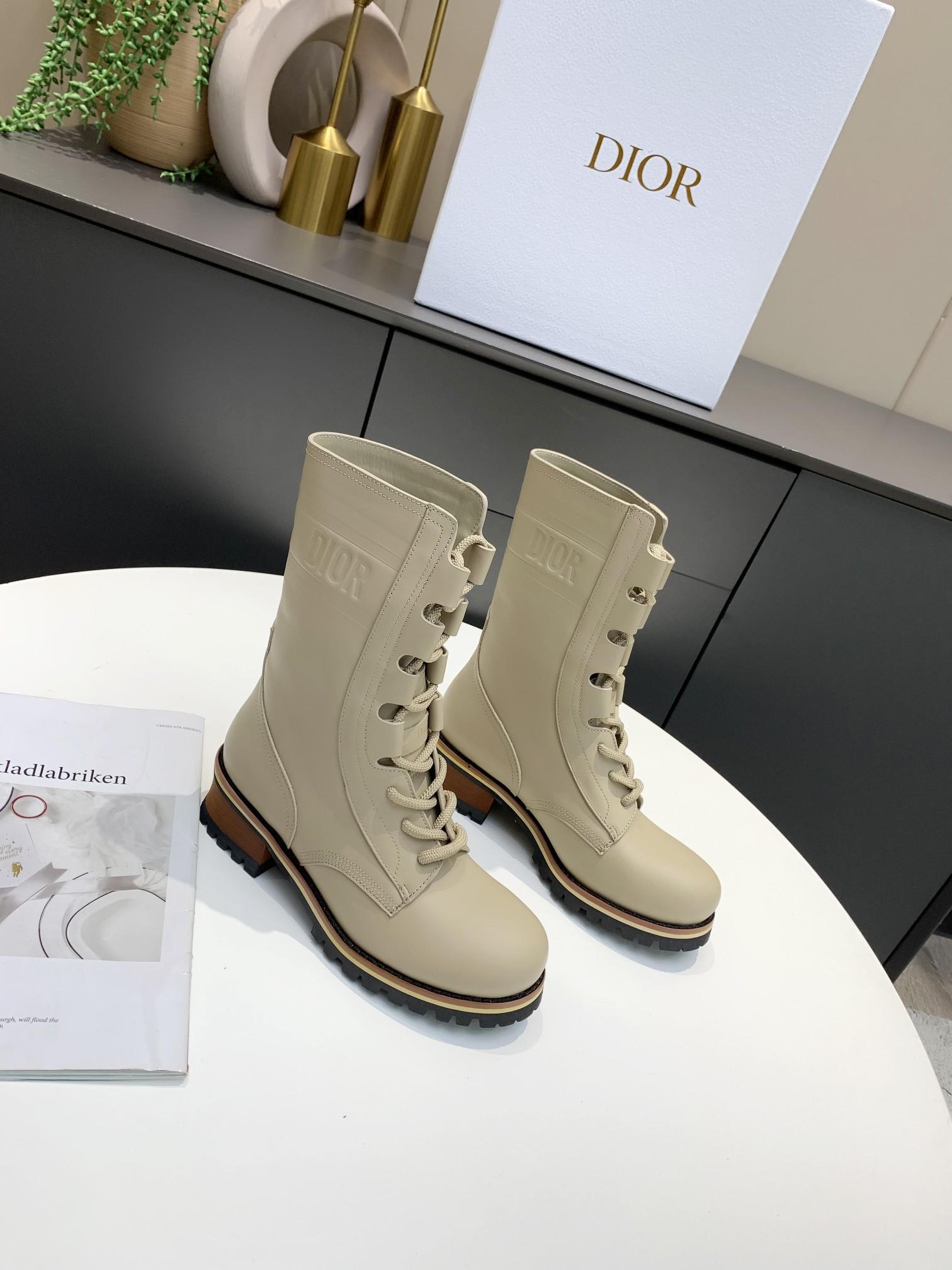 DIOR  239238Z5N0217013756290