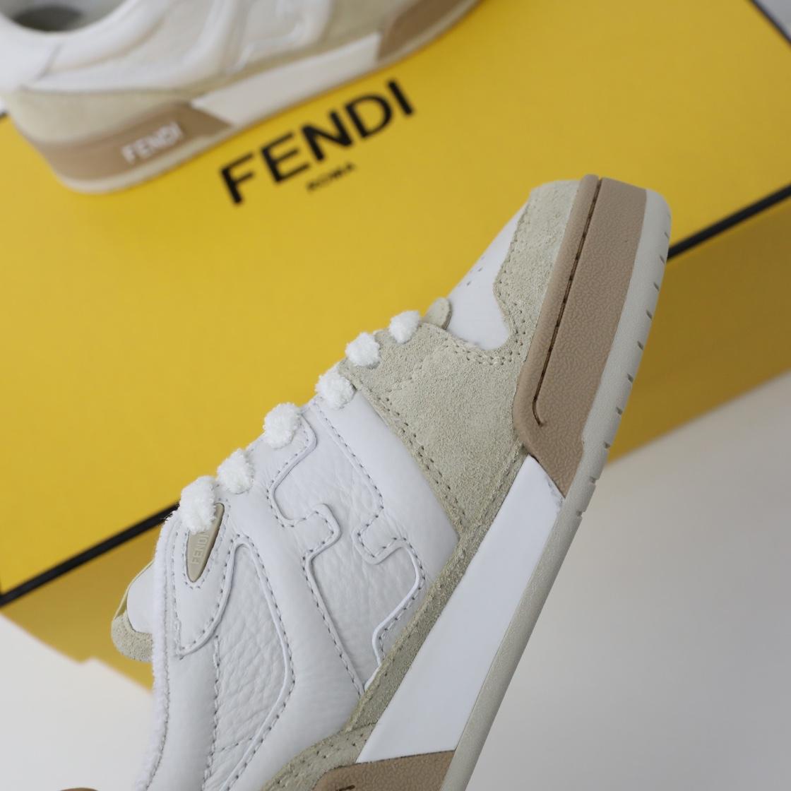 FENDI  243606Z5N0217122024146